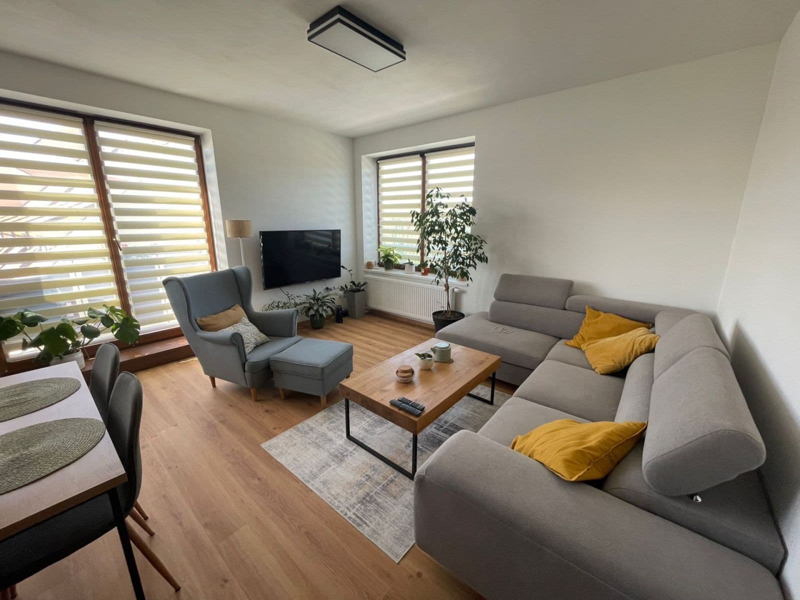 Prenájom bytu 2-izbový 59 m², U Jízdárny, Praha, Praha Prenájom bytu 2-izbový 59 m², U Jízdárny, Praha, Praha