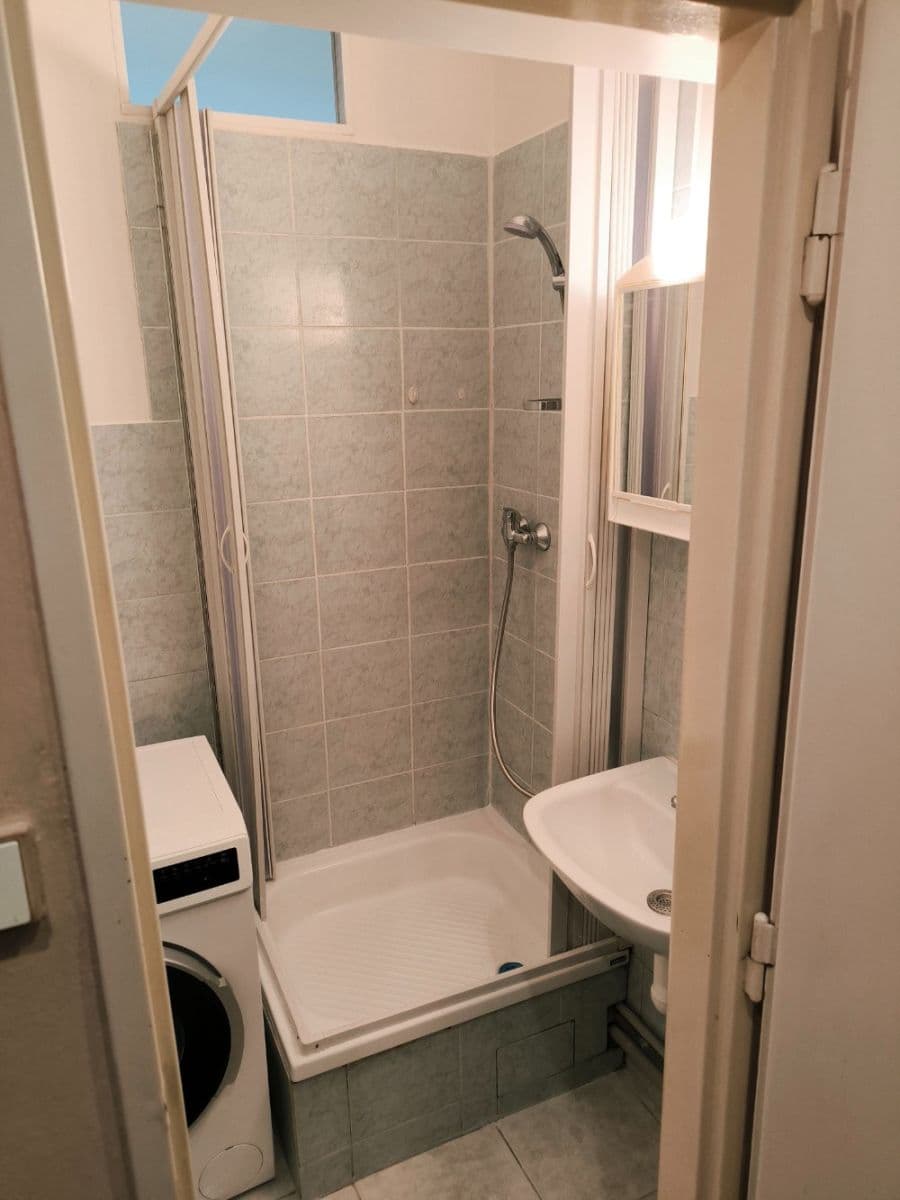 Prenájom bytu 2-izbový 53 m², Mochovská, Praha, Praha Prenájom bytu 2-izbový 53 m², Mochovská, Praha, Praha