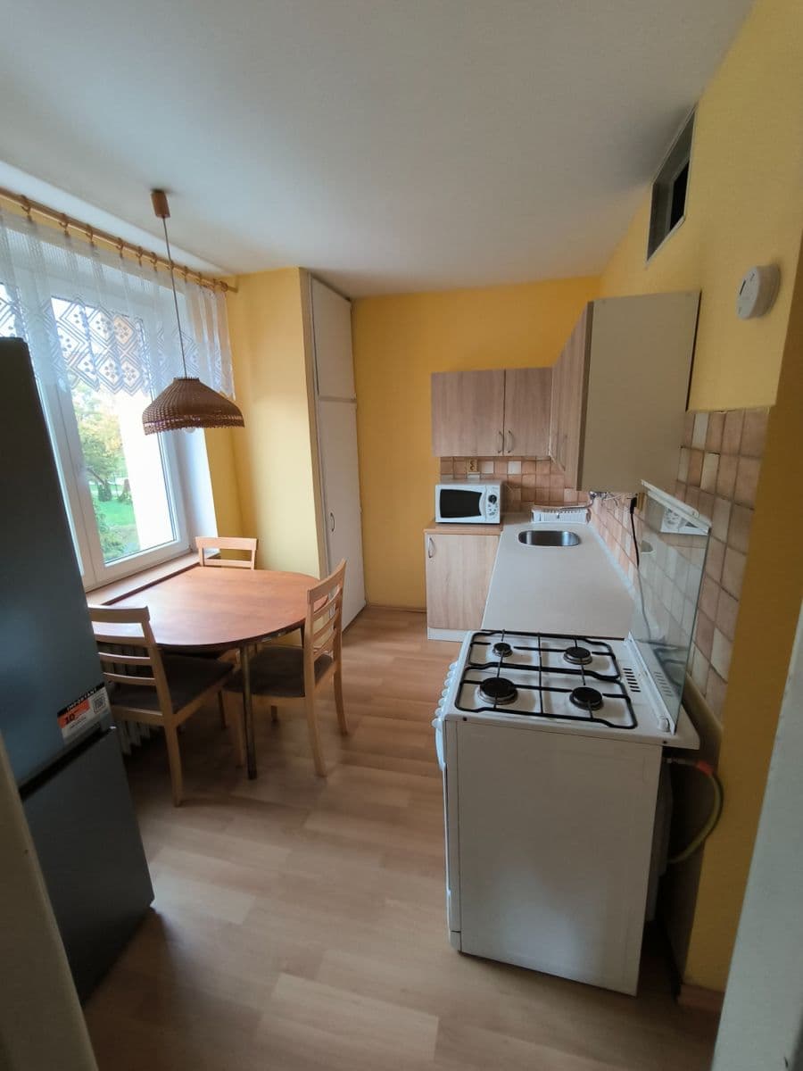 Prenájom bytu 2-izbový 53 m², Mochovská, Praha, Praha Prenájom bytu 2-izbový 53 m², Mochovská, Praha, Praha