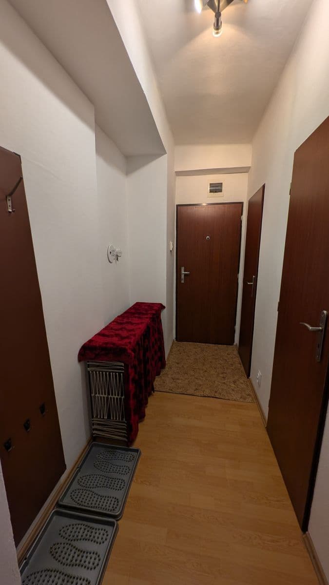 Prenájom bytu 2-izbový 55 m², Národná trieda, Košice - mestská časť Sever, Košický kraj Prenájom bytu 2-izbový 55 m², Národná trieda, Košice - mestská časť Sever, Košický kraj