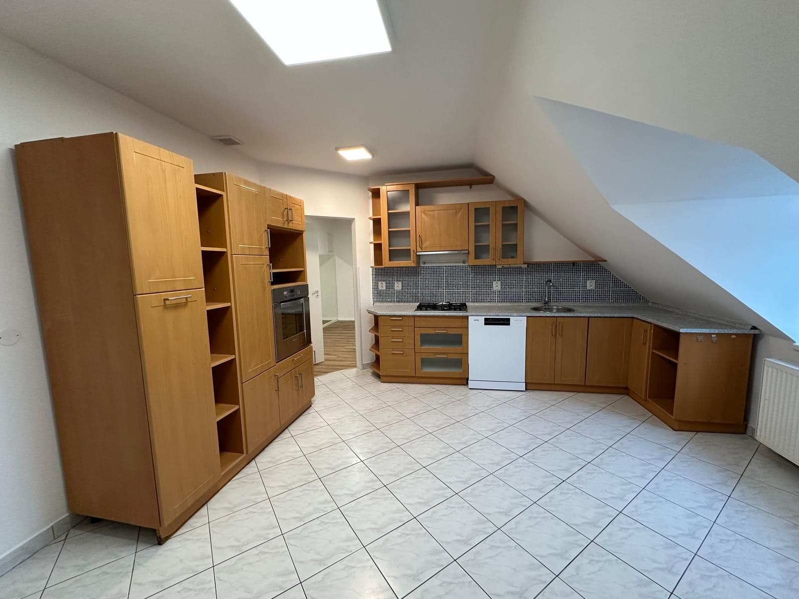 Predaj bytu 2-izbový 108 m², Karla IV., Litoměřice, Ústecký kraj Predaj bytu 2-izbový 108 m², Karla IV., Litoměřice, Ústecký kraj