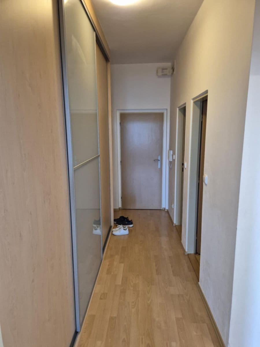 Prenájom bytu 2-izbový 50 m², Sokolovská, Čelákovice, Středočeský kraj Prenájom bytu 2-izbový 50 m², Sokolovská, Čelákovice, Středočeský kraj