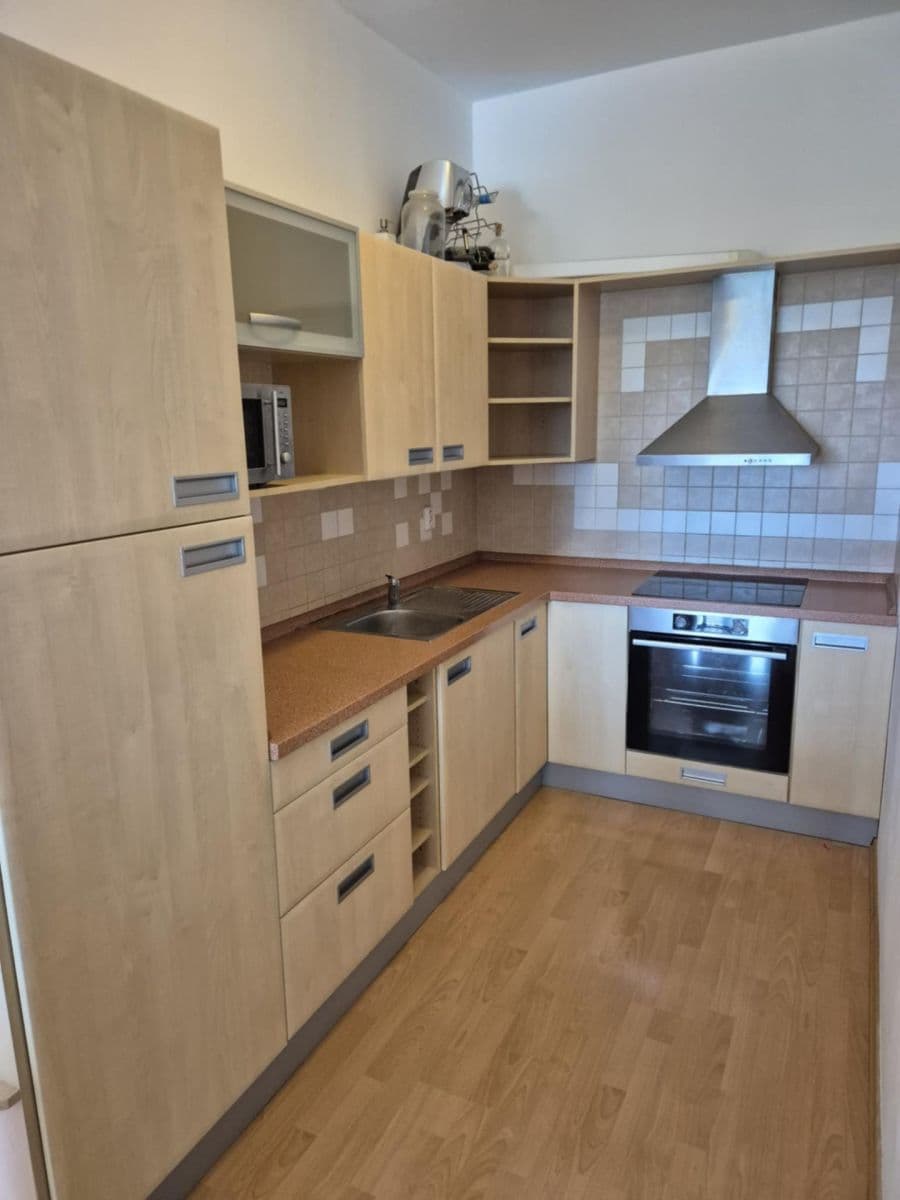 Prenájom bytu 2-izbový 50 m², Sokolovská, Čelákovice, Středočeský kraj Prenájom bytu 2-izbový 50 m², Sokolovská, Čelákovice, Středočeský kraj