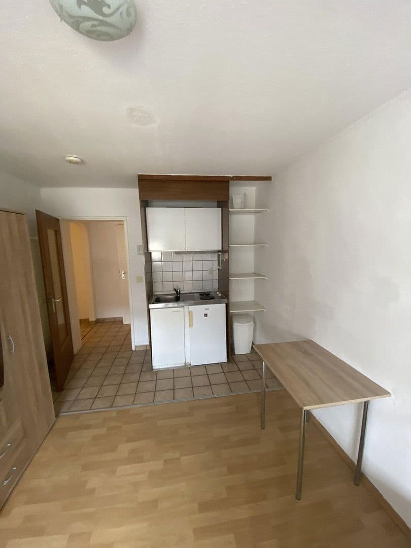 Prenájom bytu 1-izbový 23 m², Mannheim, Bádensko-Wurttembersko Prenájom bytu 1-izbový 23 m², Mannheim, Bádensko-Wurttembersko