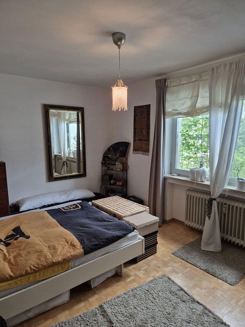 Prenájom bytu 4-izbový 104 m², Luditzer Straße 8, Neu-Anspach, Hesensko Prenájom bytu 4-izbový 104 m², Luditzer Straße 8, Neu-Anspach, Hesensko