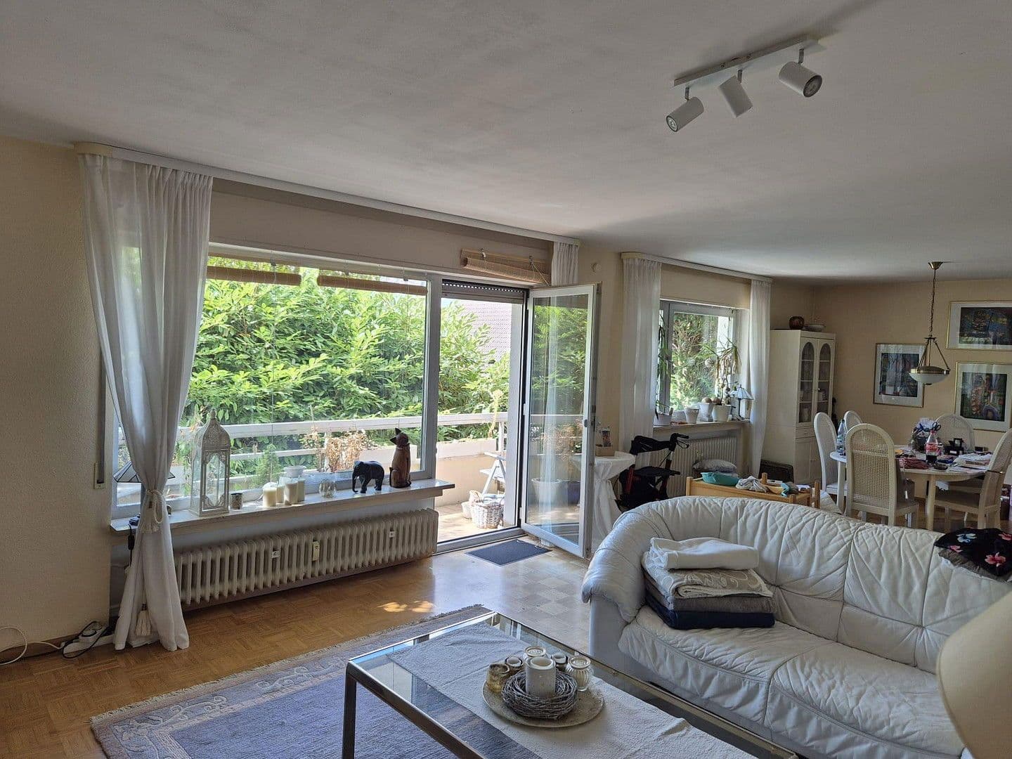 Prenájom bytu 4-izbový 104 m², Luditzer Straße 8, Neu-Anspach, Hesensko Prenájom bytu 4-izbový 104 m², Luditzer Straße 8, Neu-Anspach, Hesensko