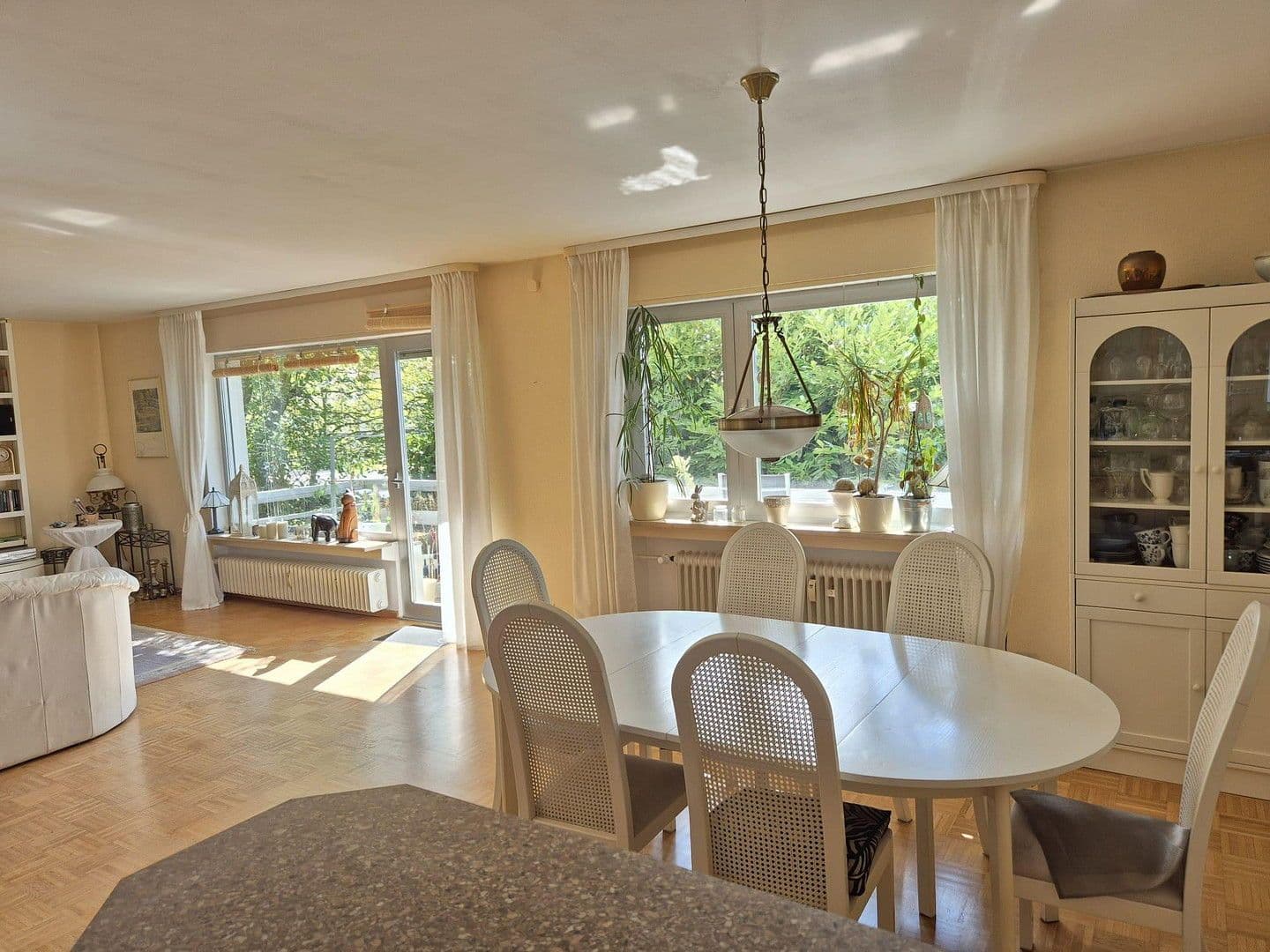 Prenájom bytu 4-izbový 104 m², Luditzer Straße 8, Neu-Anspach, Hesensko Prenájom bytu 4-izbový 104 m², Luditzer Straße 8, Neu-Anspach, Hesensko