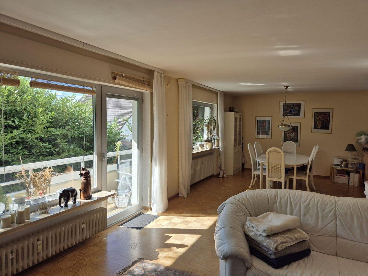 Prenájom bytu 4-izbový 104 m², Luditzer Straße 8, Neu-Anspach, Hesensko Prenájom bytu 4-izbový 104 m², Luditzer Straße 8, Neu-Anspach, Hesensko