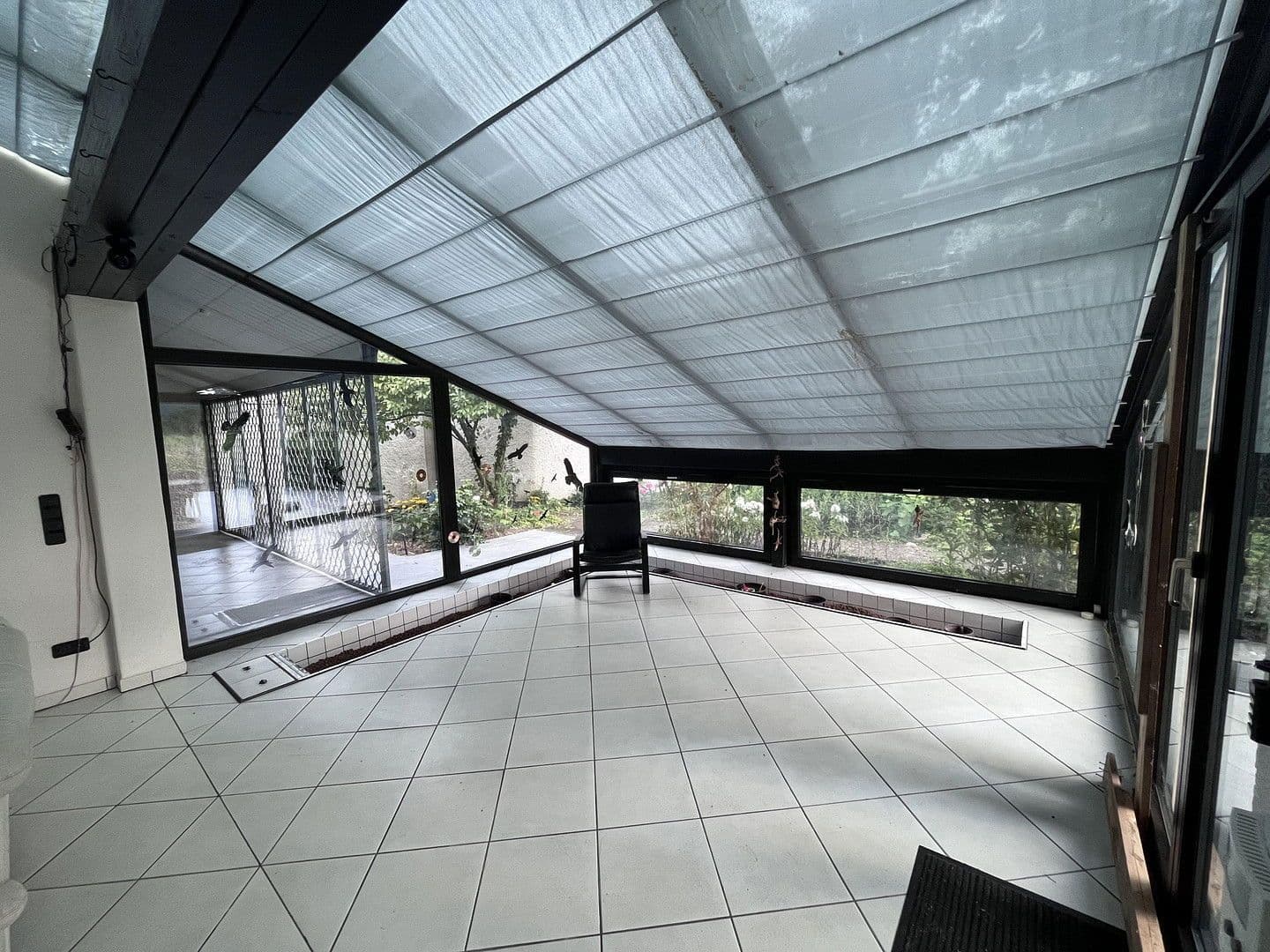 Predaj domu 591 m², pozemek 4.900 m², Möhrendorf, Bavorsko Predaj domu 591 m², pozemek 4.900 m², Möhrendorf, Bavorsko