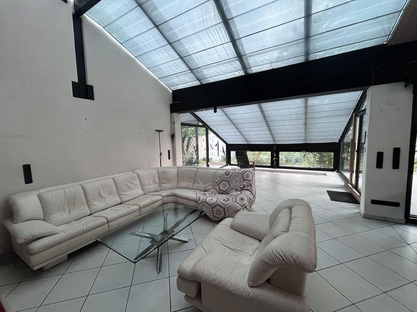 Predaj domu 591 m², pozemek 4.900 m², Möhrendorf, Bavorsko Predaj domu 591 m², pozemek 4.900 m², Möhrendorf, Bavorsko