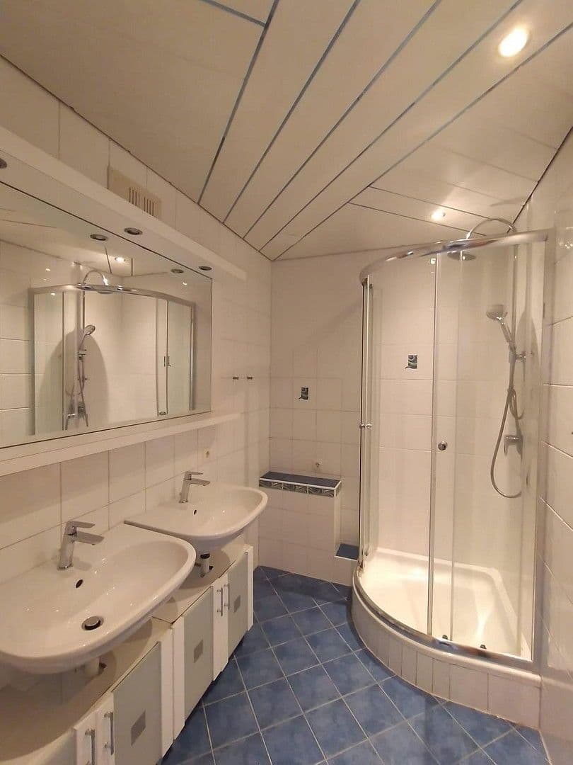 Predaj bytu 4-izbový 116 m², Blutschwitzerweg 35, Fulpmes/ Medraz, Tirolsko Predaj bytu 4-izbový 116 m², Blutschwitzerweg 35, Fulpmes/ Medraz, Tirolsko