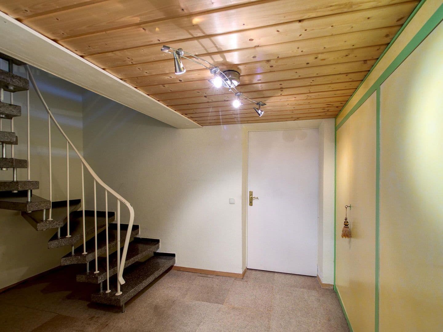 Predaj domu 82 m², pozemek 386 m², München, Bavorsko Predaj domu 82 m², pozemek 386 m², München, Bavorsko