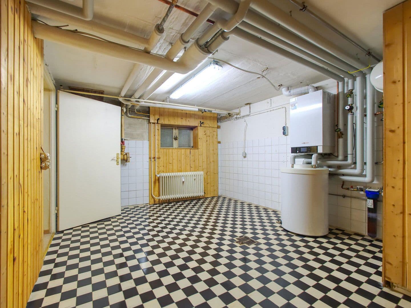 Predaj domu 82 m², pozemek 386 m², München, Bavorsko Predaj domu 82 m², pozemek 386 m², München, Bavorsko