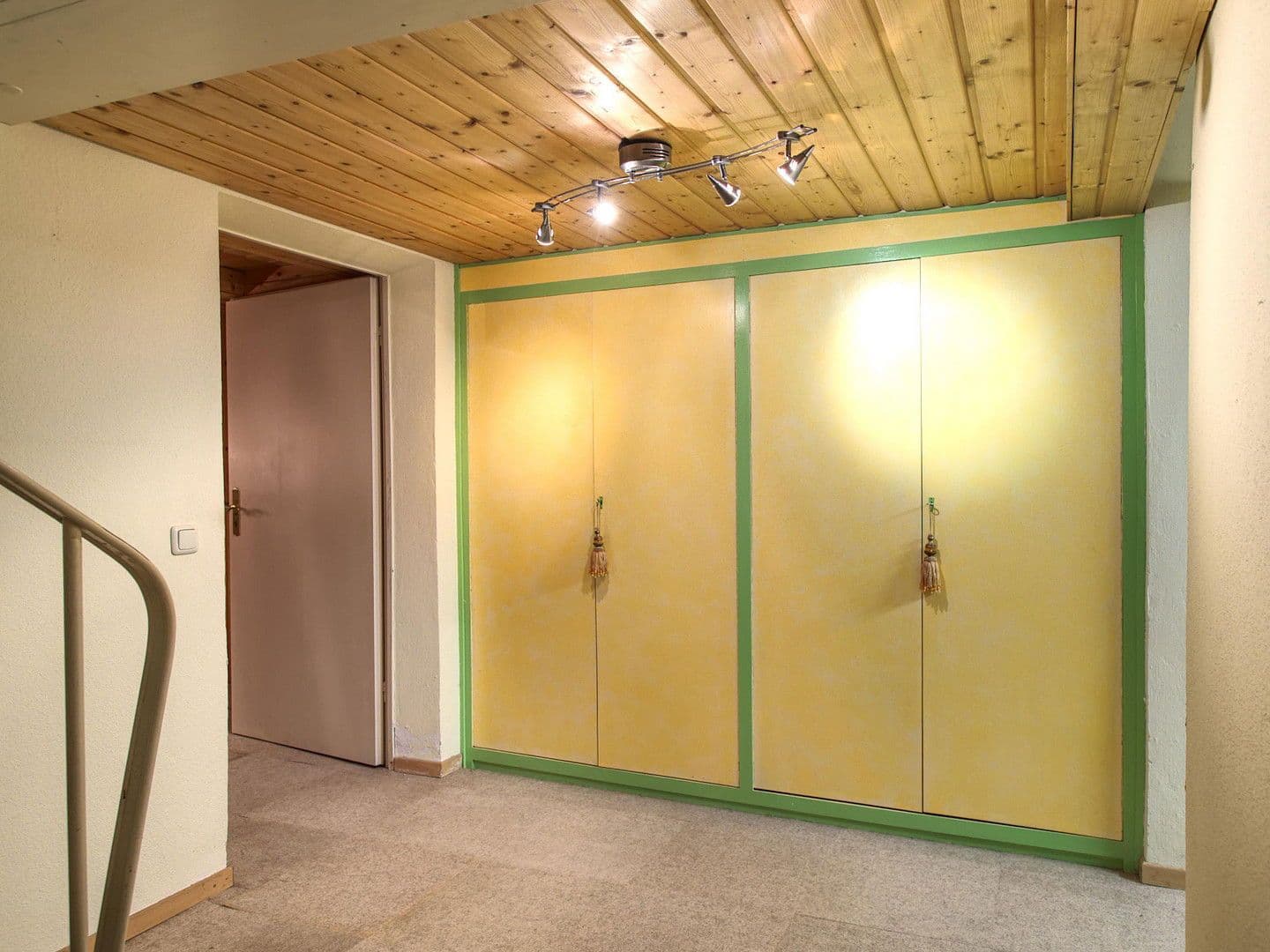 Predaj domu 82 m², pozemek 386 m², München, Bavorsko Predaj domu 82 m², pozemek 386 m², München, Bavorsko