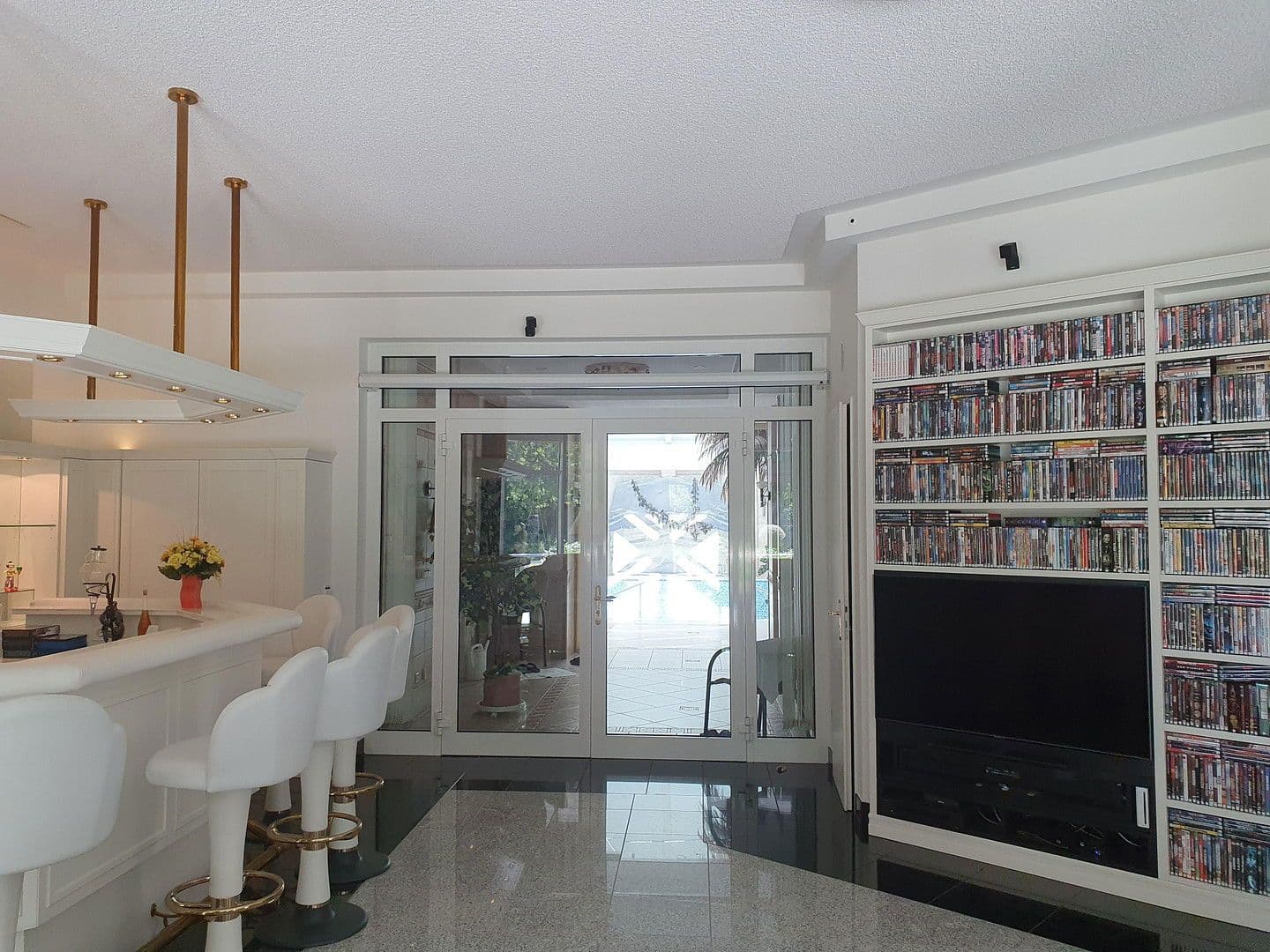 Predaj domu 1.082 m², pozemek 9.536 m², Kolkwitz, Brandenbursko Predaj domu 1.082 m², pozemek 9.536 m², Kolkwitz, Brandenbursko