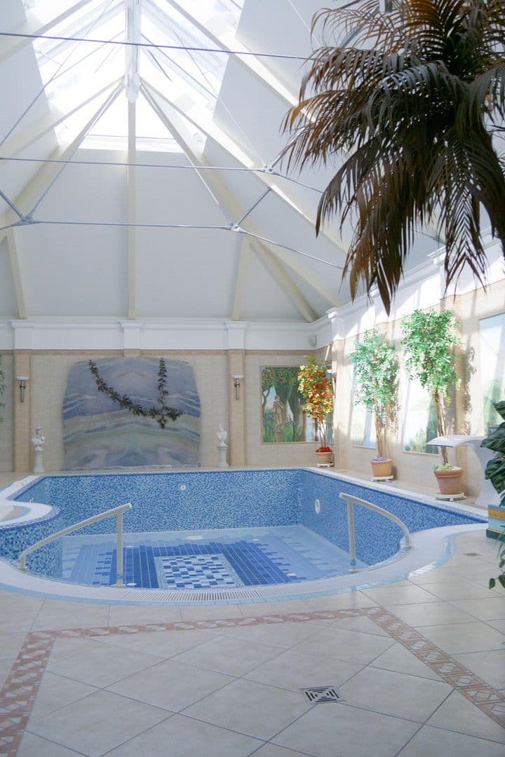 Predaj domu 1.082 m², pozemek 9.536 m², Kolkwitz, Brandenbursko Predaj domu 1.082 m², pozemek 9.536 m², Kolkwitz, Brandenbursko