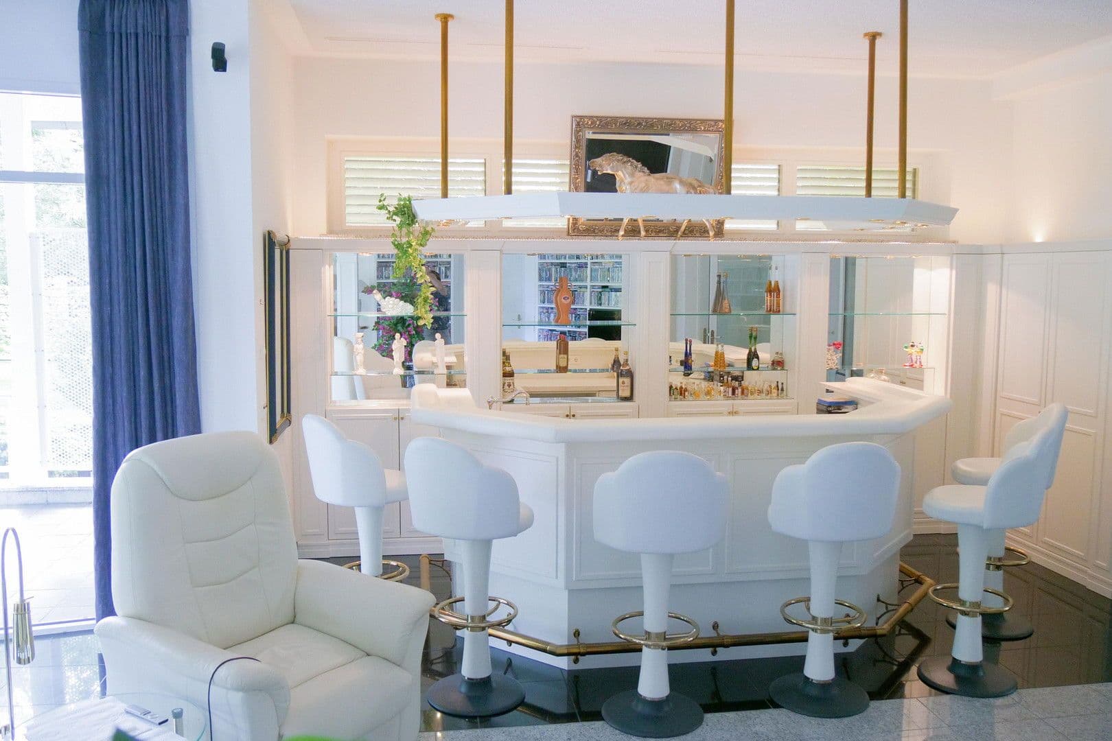 Predaj domu 1.082 m², pozemek 9.536 m², Kolkwitz, Brandenbursko Predaj domu 1.082 m², pozemek 9.536 m², Kolkwitz, Brandenbursko