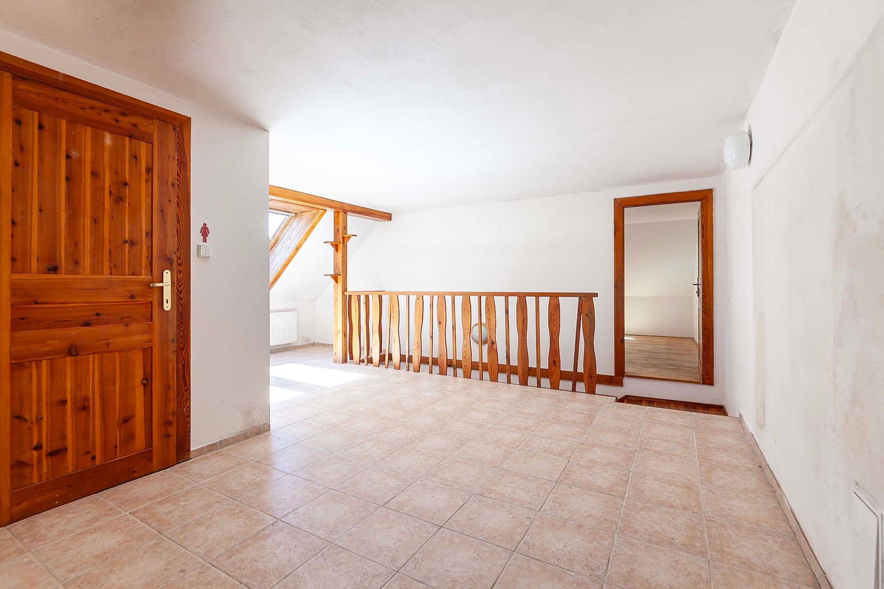 Predaj domu 230 m², pozemek 654 m², Na Hlavní, Praha, Praha Predaj domu 230 m², pozemek 654 m², Na Hlavní, Praha, Praha