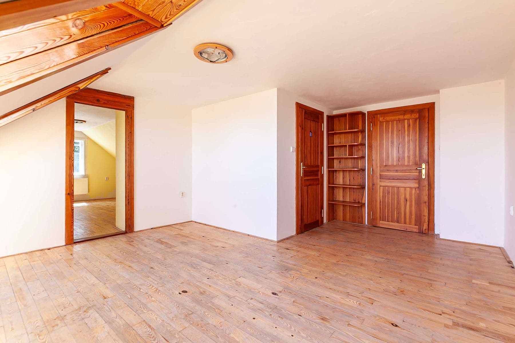 Predaj domu 230 m², pozemek 654 m², Na Hlavní, Praha, Praha Predaj domu 230 m², pozemek 654 m², Na Hlavní, Praha, Praha