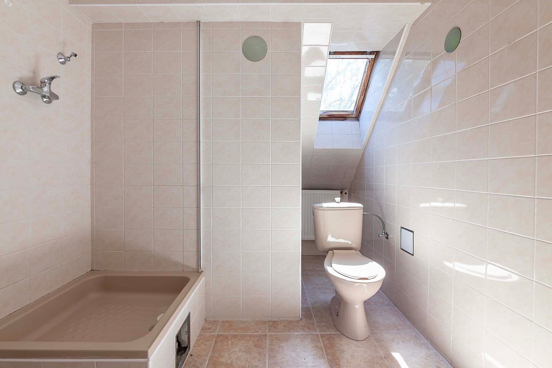 Predaj domu 230 m², pozemek 654 m², Na Hlavní, Praha, Praha Predaj domu 230 m², pozemek 654 m², Na Hlavní, Praha, Praha