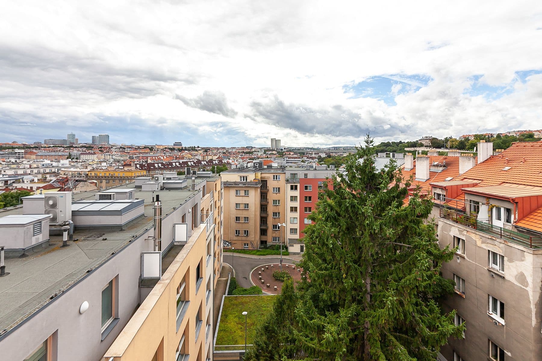 Predaj bytu 4-izbový 138 m², Vršovické náměstí, Praha, Praha Predaj bytu 4-izbový 138 m², Vršovické náměstí, Praha, Praha