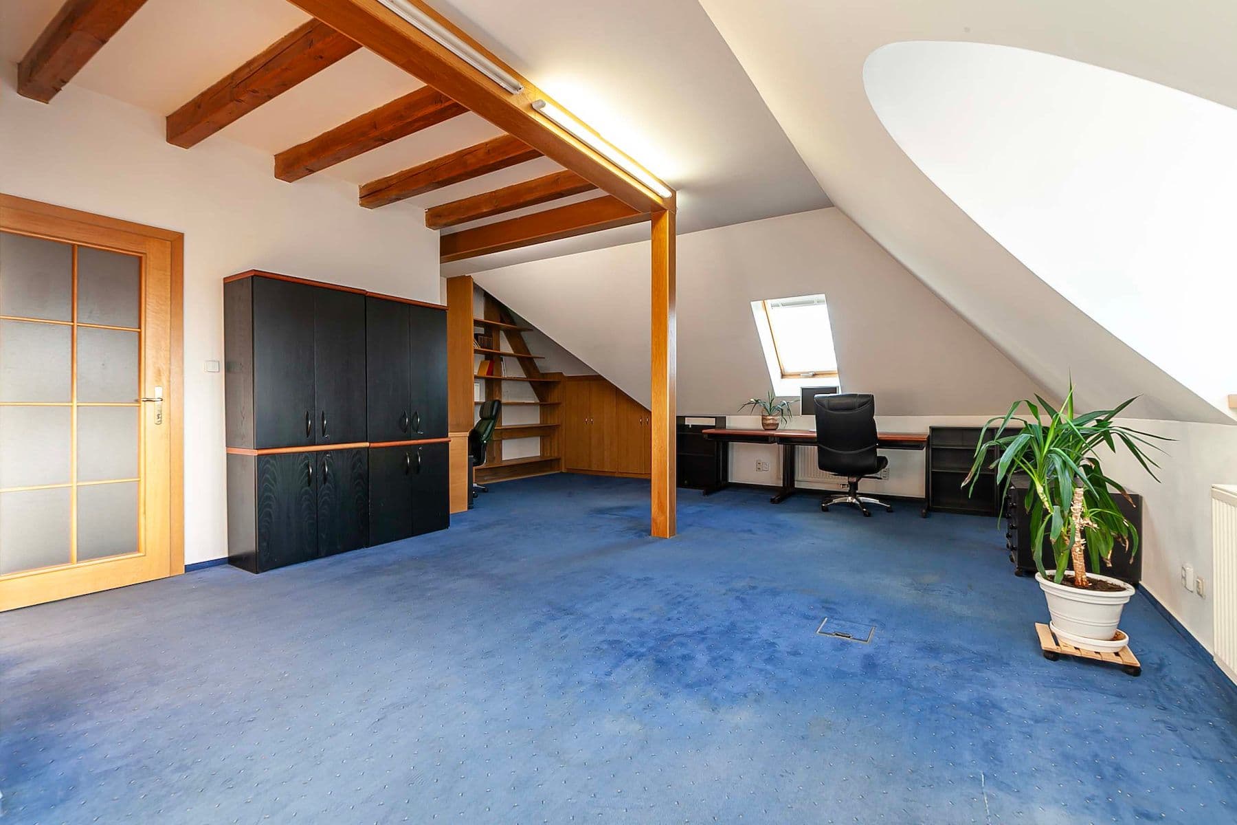 Predaj bytu 4-izbový 138 m², Vršovické náměstí, Praha, Praha Predaj bytu 4-izbový 138 m², Vršovické náměstí, Praha, Praha