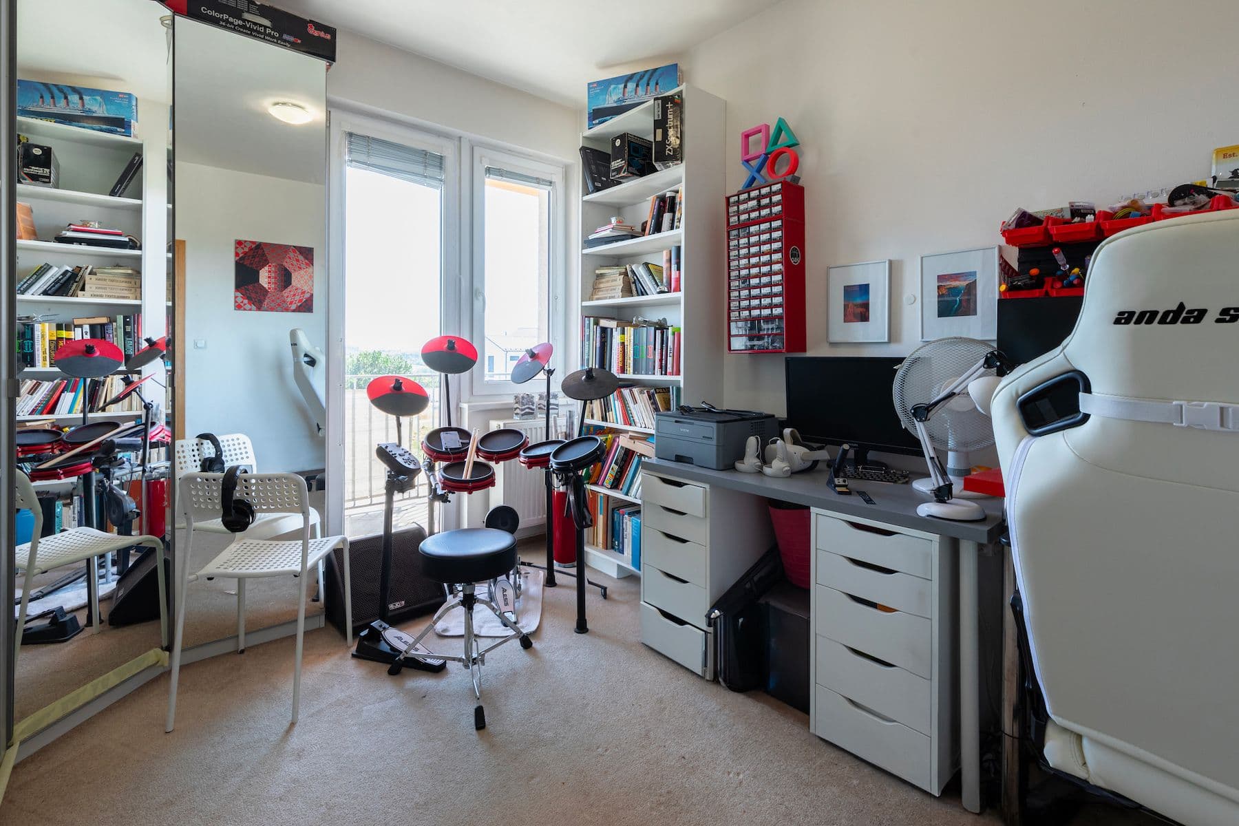 Predaj bytu 3-izbový 83 m², Na Výrovně, Praha, Praha Predaj bytu 3-izbový 83 m², Na Výrovně, Praha, Praha