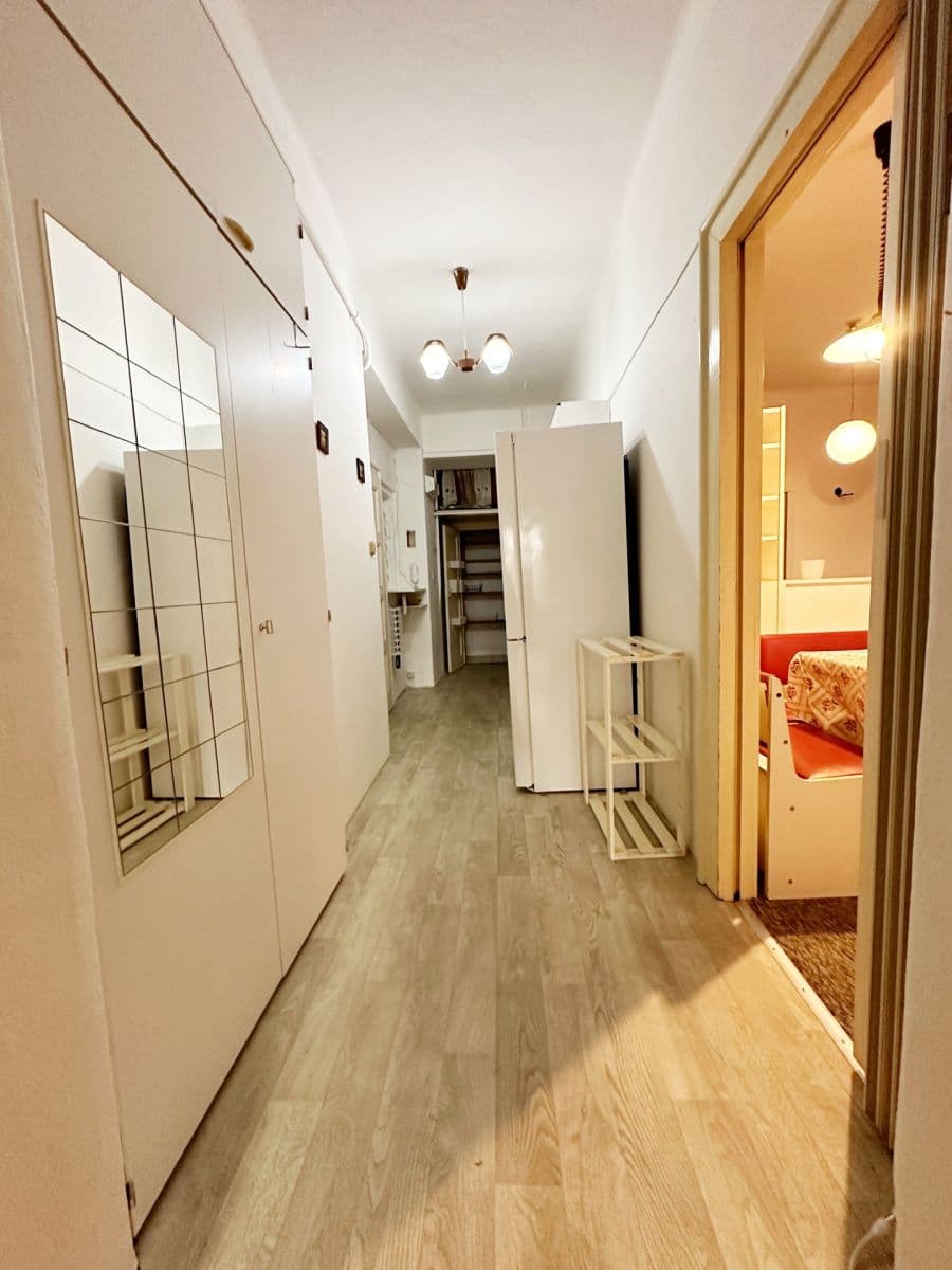 Prenájom bytu 2-izbový 56 m², Boleslavská, Praha, Praha Prenájom bytu 2-izbový 56 m², Boleslavská, Praha, Praha