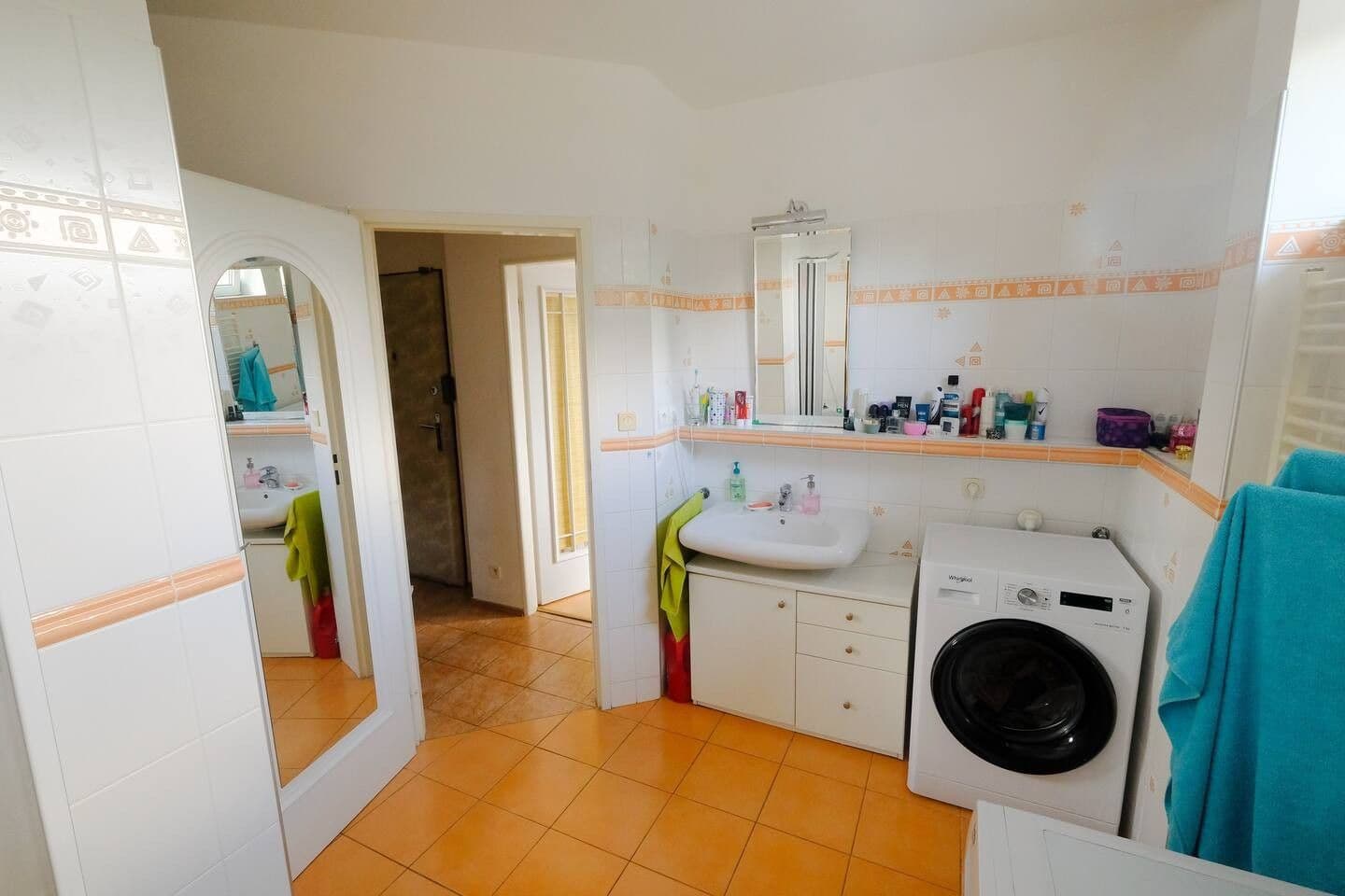 Prenájom bytu 3-izbový 82 m², Hadovitá, Praha, Praha Prenájom bytu 3-izbový 82 m², Hadovitá, Praha, Praha