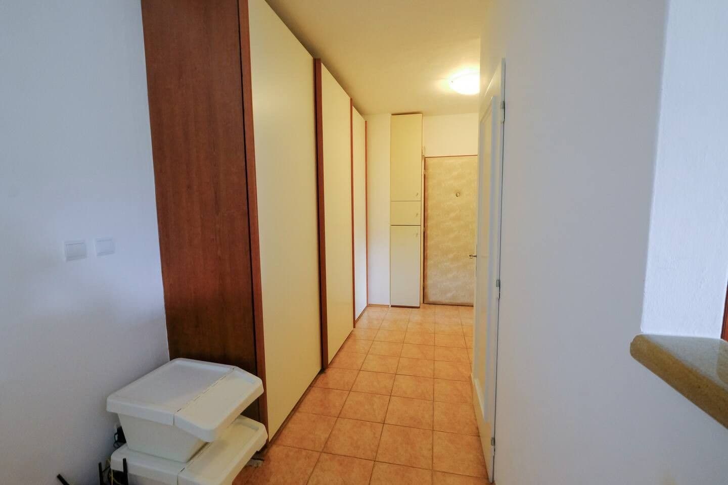 Prenájom bytu 3-izbový 82 m², Hadovitá, Praha, Praha Prenájom bytu 3-izbový 82 m², Hadovitá, Praha, Praha