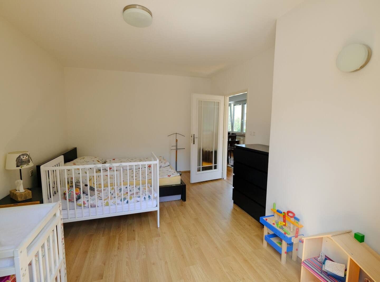 Prenájom bytu 3-izbový 82 m², Hadovitá, Praha, Praha Prenájom bytu 3-izbový 82 m², Hadovitá, Praha, Praha