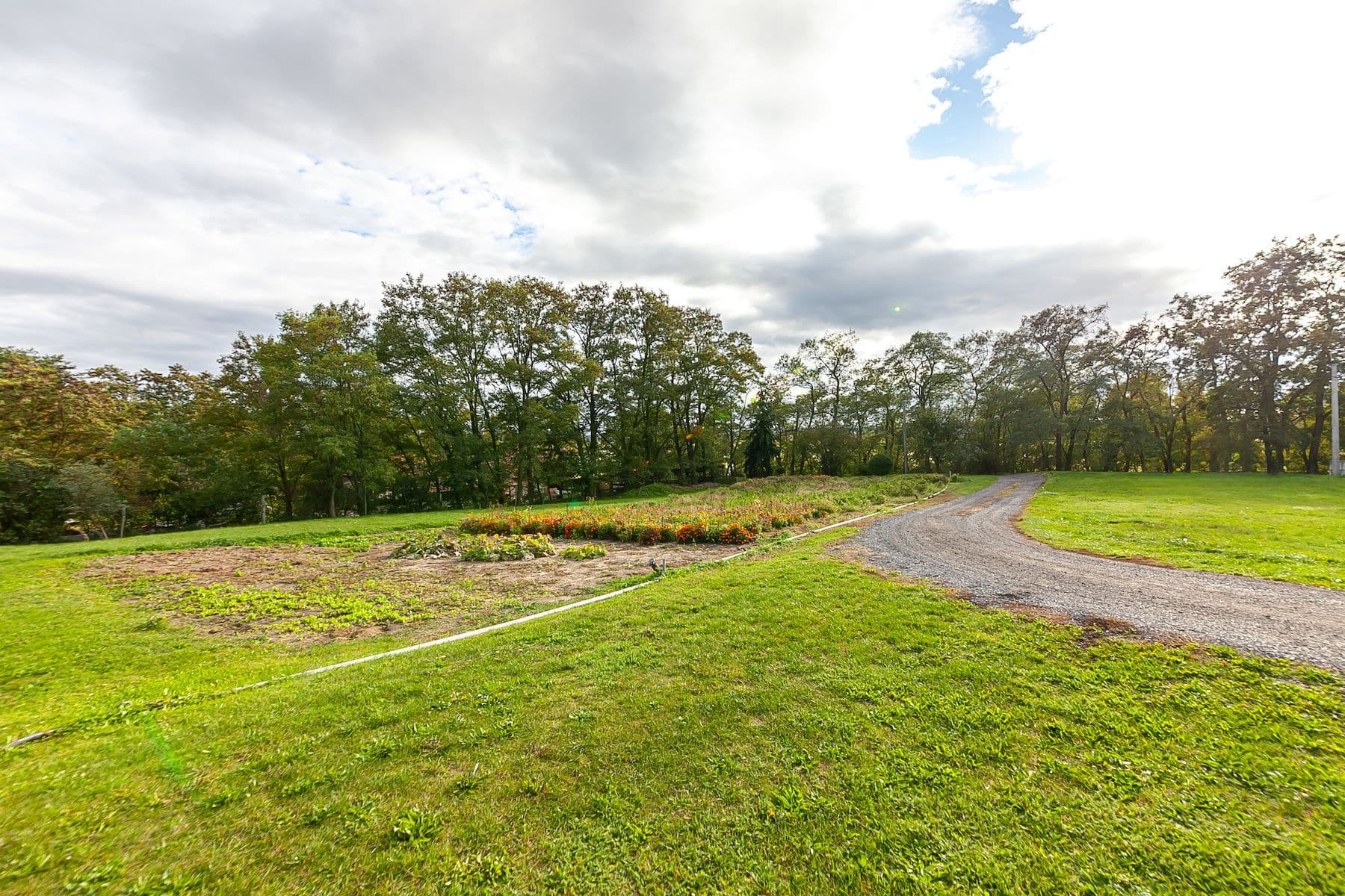 Predaj pozemku 1.428 m², Kly, Středočeský kraj Predaj pozemku 1.428 m², Kly, Středočeský kraj