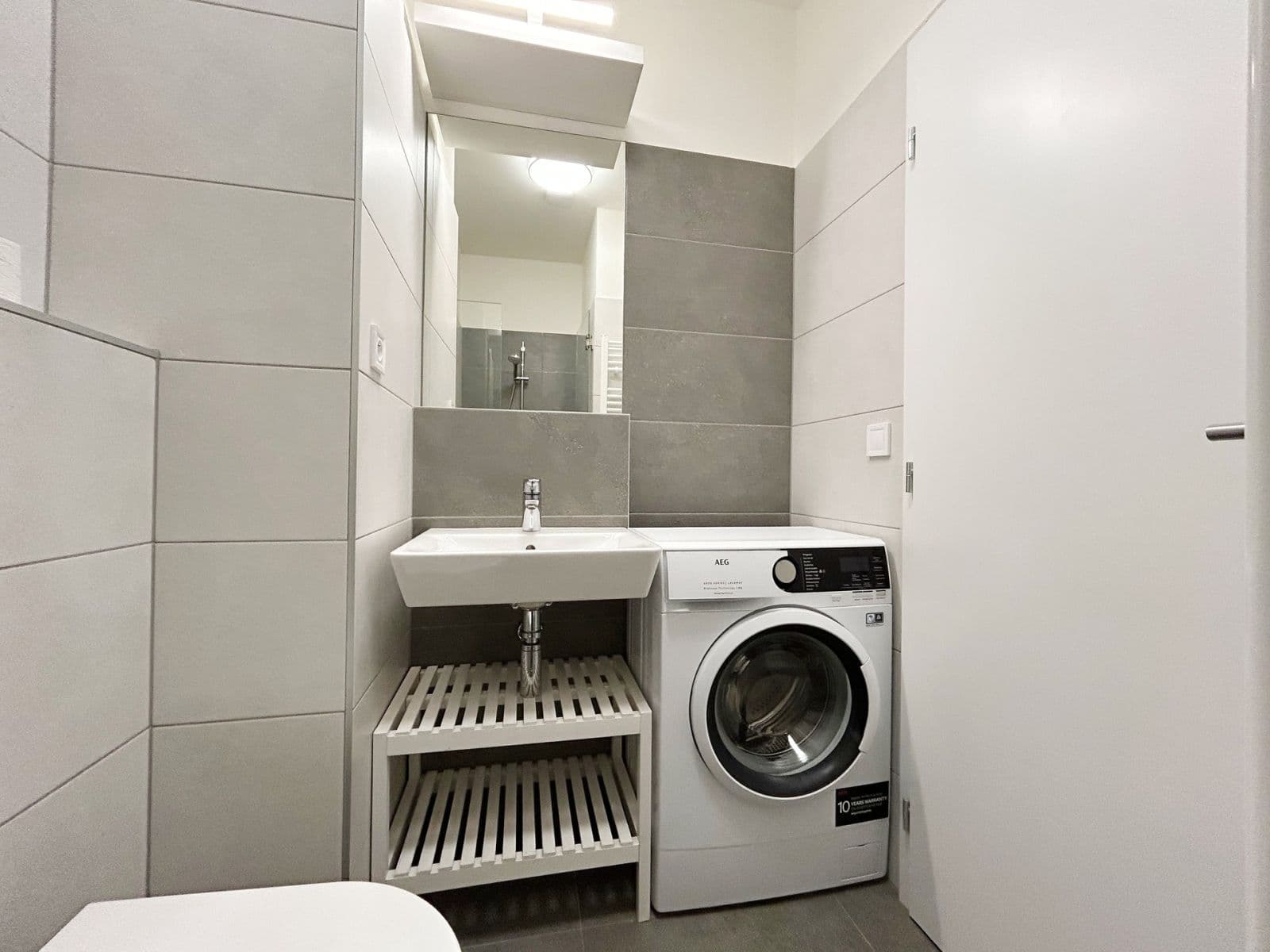 Prenájom bytu 2-izbový 44 m², Zengrova, Kolín, Středočeský kraj Prenájom bytu 2-izbový 44 m², Zengrova, Kolín, Středočeský kraj