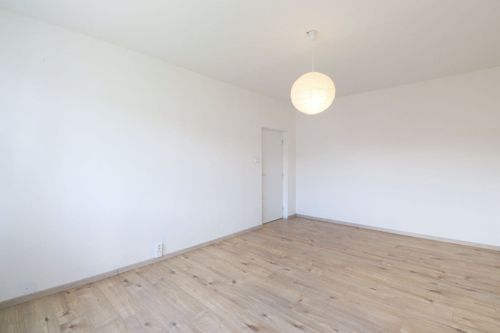 Prenájom bytu 1-izbový 34 m², Švermova, Beroun, Středočeský kraj Prenájom bytu 1-izbový 34 m², Švermova, Beroun, Středočeský kraj