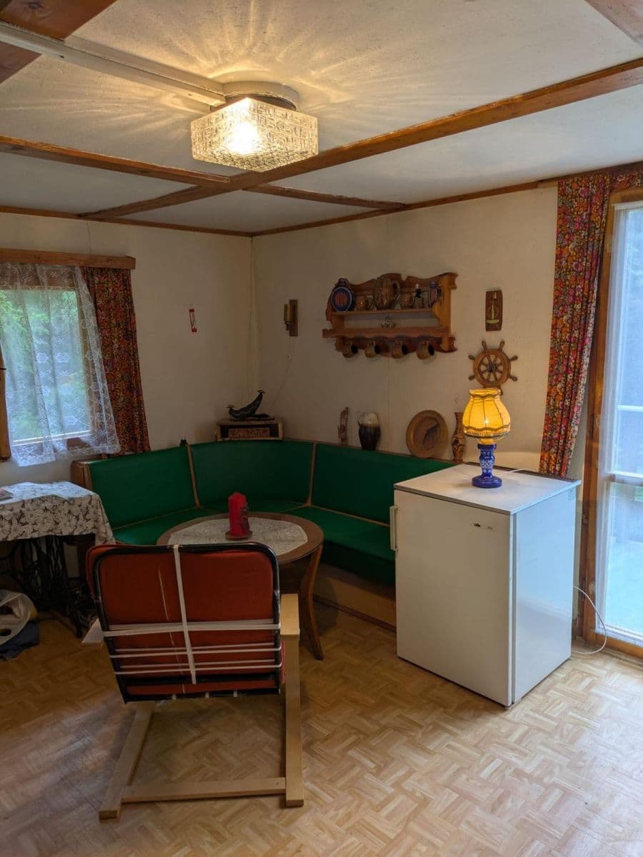 Predaj rekreačného objektu 132 m², pozemek 1.439 m², Stříbrná Skalice, Středočeský kraj Predaj rekreačného objektu 132 m², pozemek 1.439 m², Stříbrná Skalice, Středočeský kraj