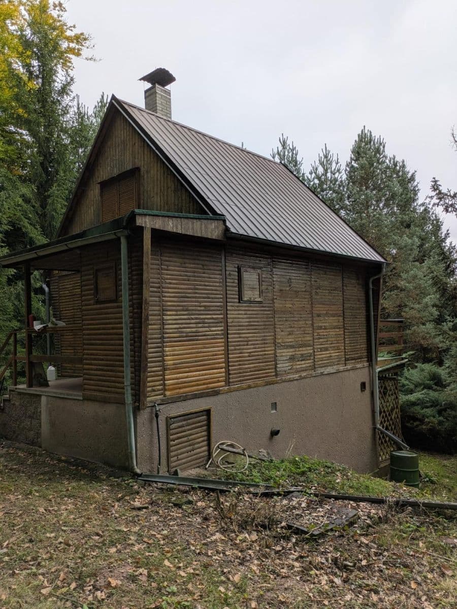 Predaj rekreačného objektu 132 m², pozemek 1.439 m², Stříbrná Skalice, Středočeský kraj Predaj rekreačného objektu 132 m², pozemek 1.439 m², Stříbrná Skalice, Středočeský kraj
