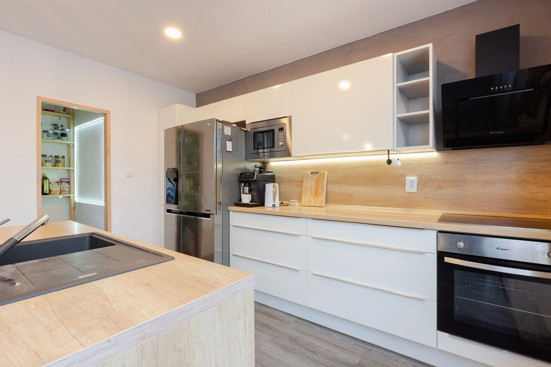 Predaj domu 180 m², pozemek 799 m², Rodáků, Spálené Poříčí, Plzeňský kraj Predaj domu 180 m², pozemek 799 m², Rodáků, Spálené Poříčí, Plzeňský kraj