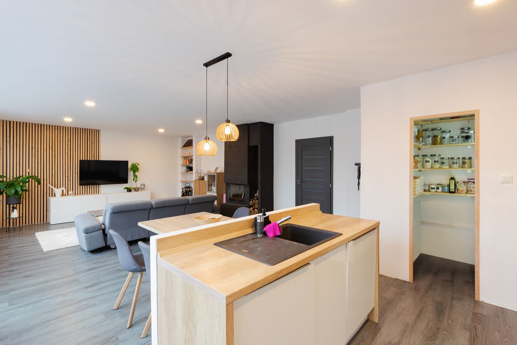 Predaj domu 180 m², pozemek 799 m², Rodáků, Spálené Poříčí, Plzeňský kraj Predaj domu 180 m², pozemek 799 m², Rodáků, Spálené Poříčí, Plzeňský kraj