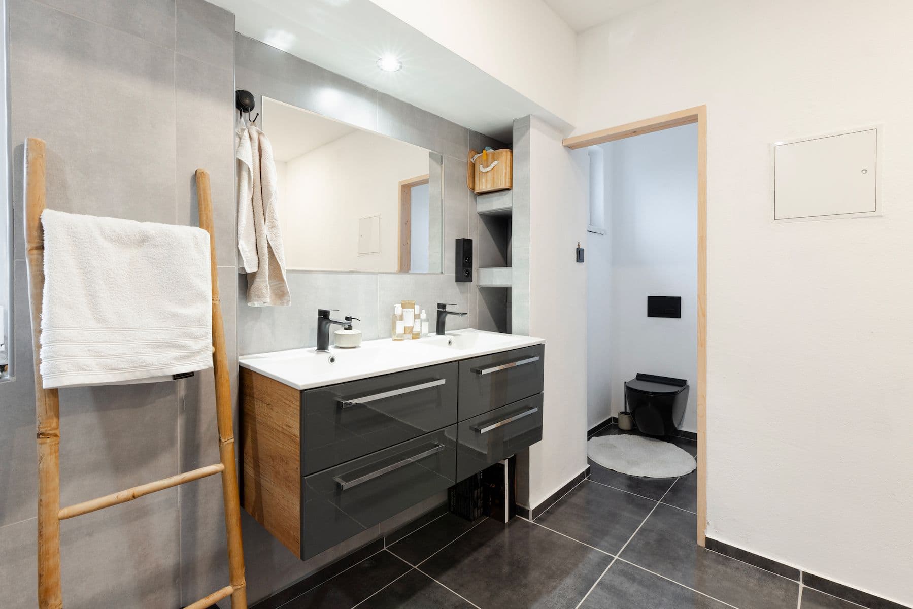 Predaj domu 180 m², pozemek 799 m², Rodáků, Spálené Poříčí, Plzeňský kraj Predaj domu 180 m², pozemek 799 m², Rodáků, Spálené Poříčí, Plzeňský kraj