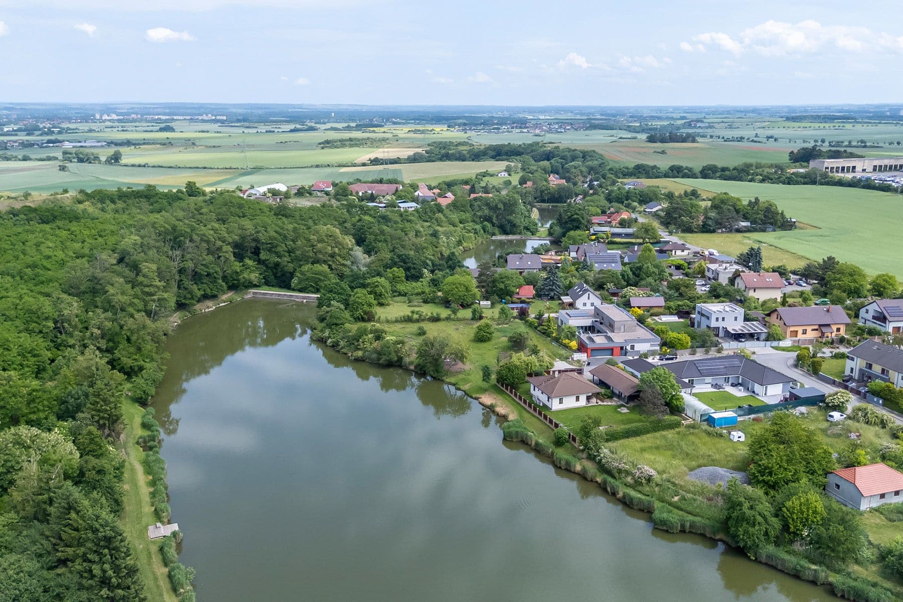 Predaj pozemku 1.636 m², Odolena Voda, Středočeský kraj Predaj pozemku 1.636 m², Odolena Voda, Středočeský kraj