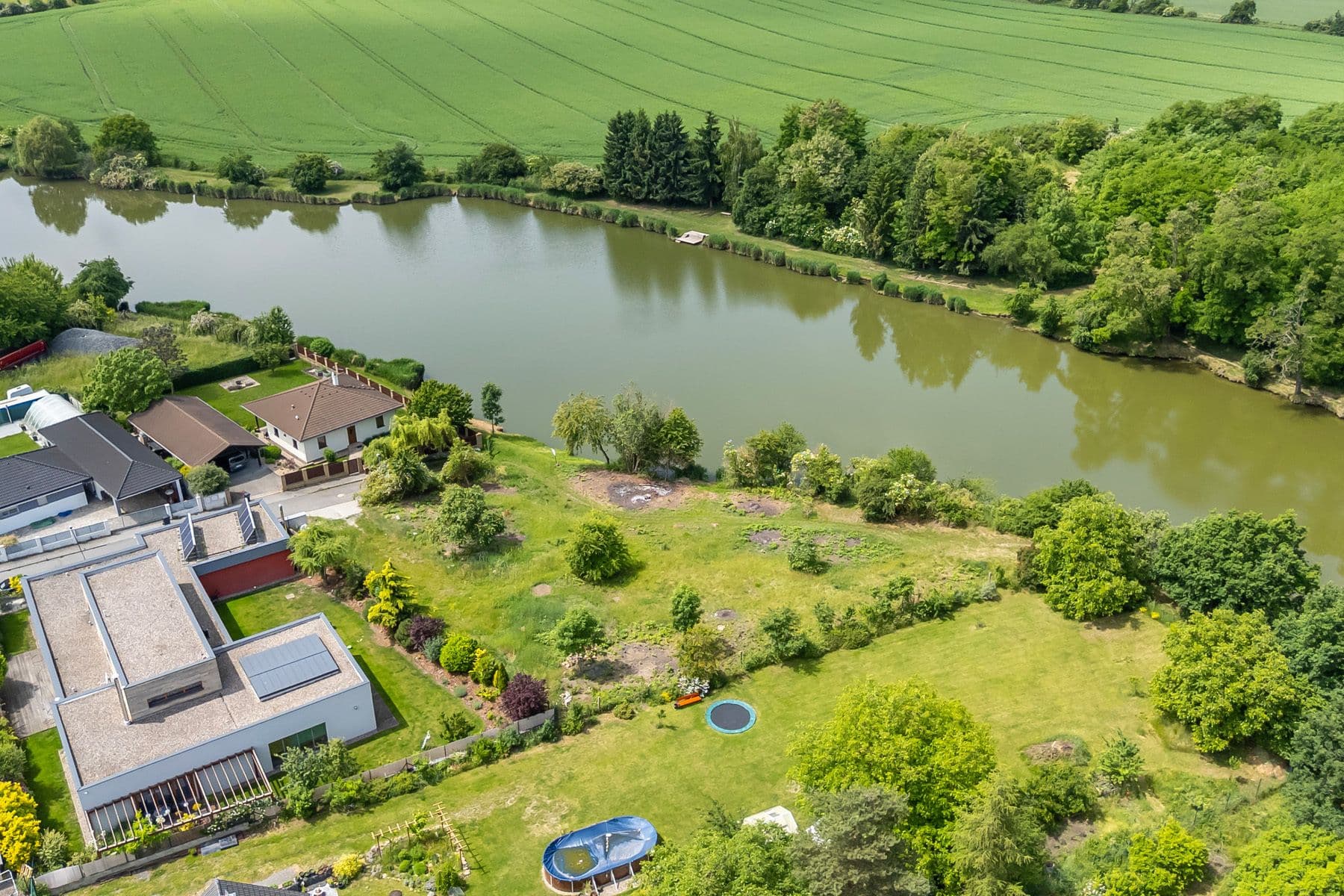 Predaj pozemku 1.636 m², Odolena Voda, Středočeský kraj Predaj pozemku 1.636 m², Odolena Voda, Středočeský kraj