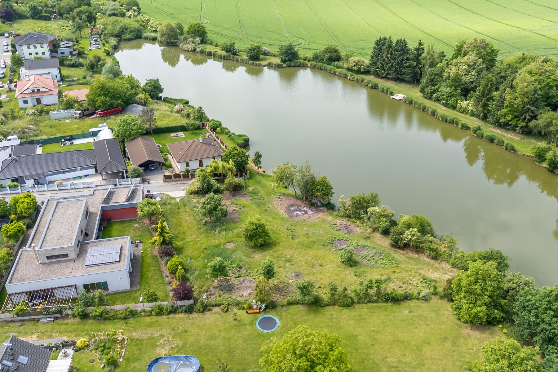 Predaj pozemku 1.636 m², Odolena Voda, Středočeský kraj Predaj pozemku 1.636 m², Odolena Voda, Středočeský kraj