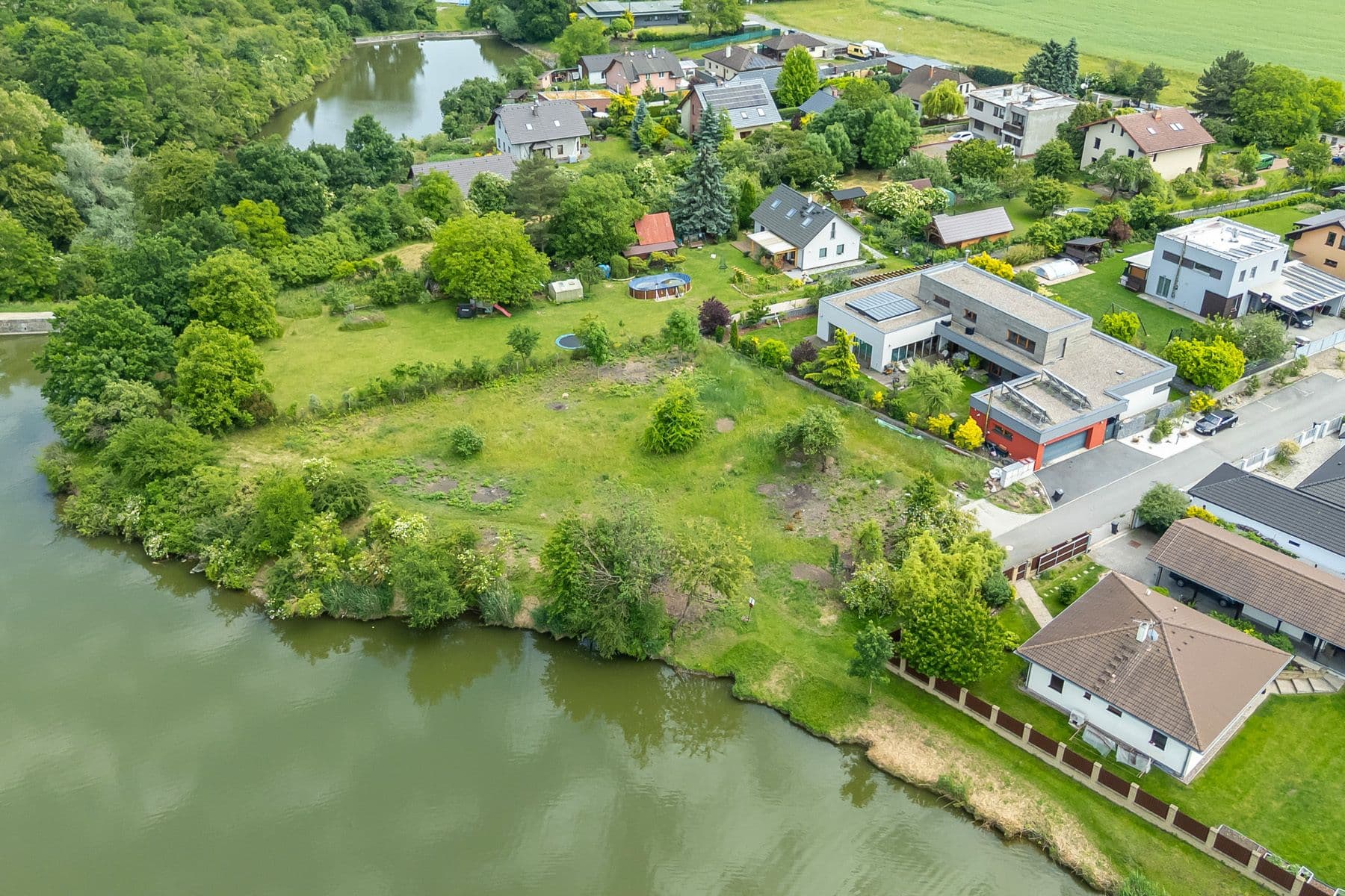 Predaj pozemku 1.636 m², Odolena Voda, Středočeský kraj Predaj pozemku 1.636 m², Odolena Voda, Středočeský kraj