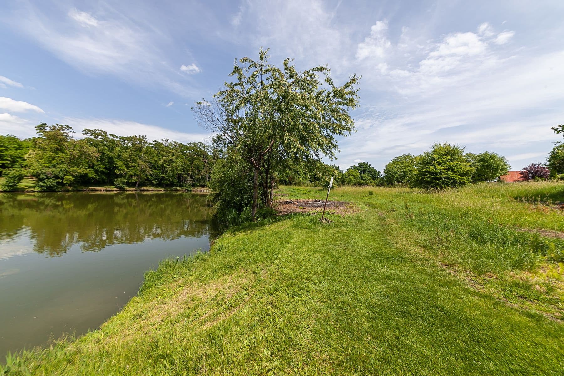 Predaj pozemku 1.636 m², Odolena Voda, Středočeský kraj Predaj pozemku 1.636 m², Odolena Voda, Středočeský kraj