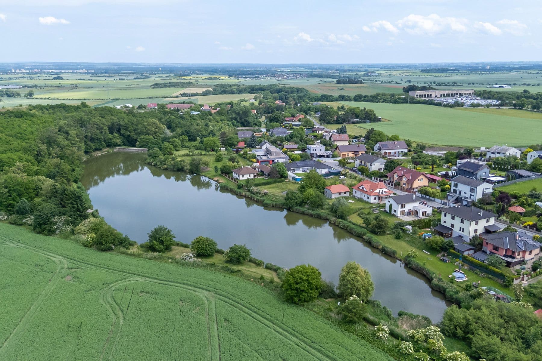 Predaj pozemku 1.636 m², Odolena Voda, Středočeský kraj Predaj pozemku 1.636 m², Odolena Voda, Středočeský kraj