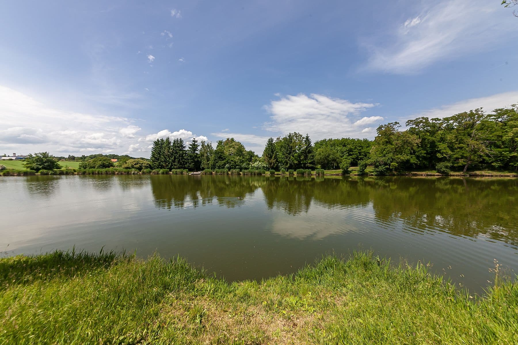 Predaj pozemku 1.636 m², Odolena Voda, Středočeský kraj Predaj pozemku 1.636 m², Odolena Voda, Středočeský kraj