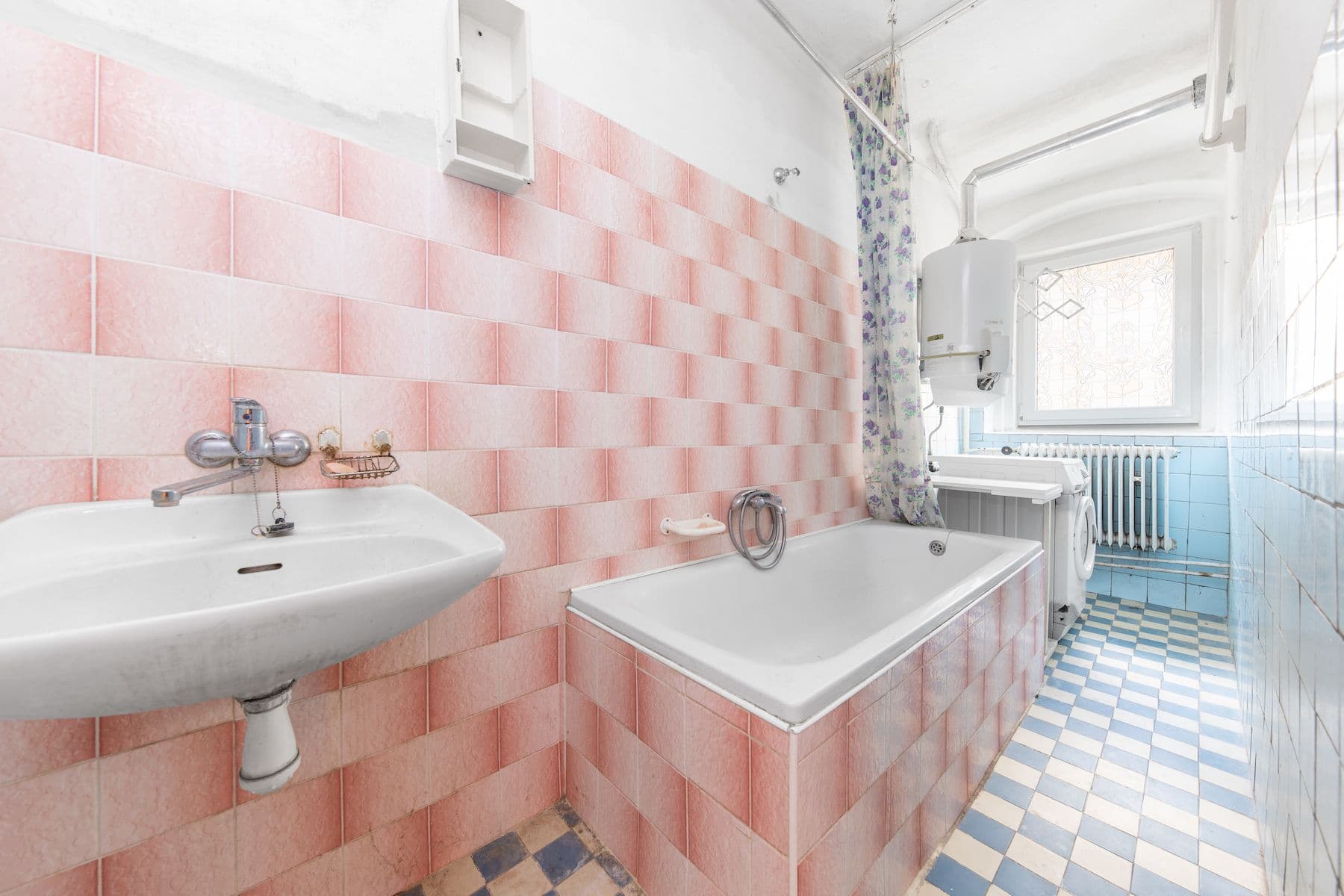 Predaj domu 290 m², pozemek 283 m², U Horní brány, Šternberk, Olomoucký kraj Predaj domu 290 m², pozemek 283 m², U Horní brány, Šternberk, Olomoucký kraj