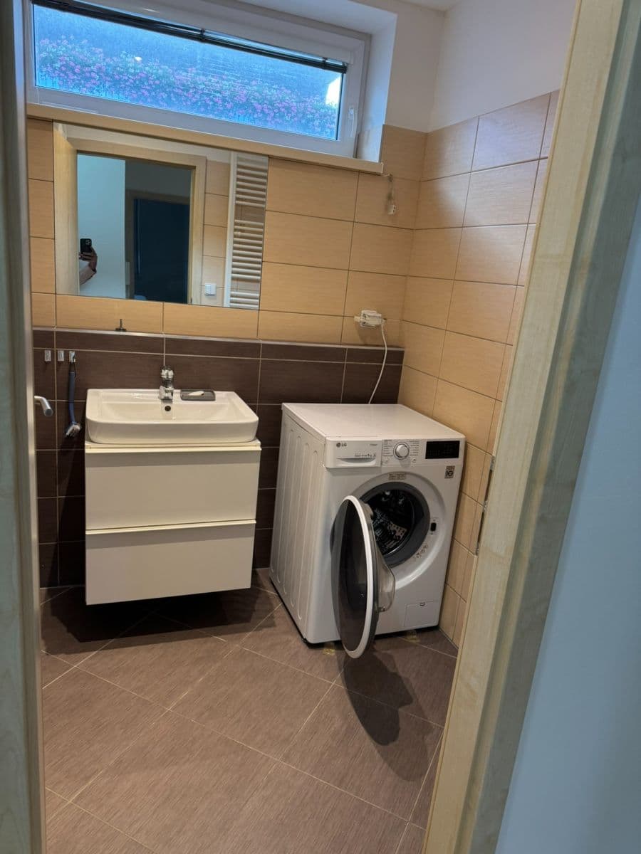 Predaj bytu 2-izbový 65 m², U Leskavy, Brno, Jihomoravský kraj Predaj bytu 2-izbový 65 m², U Leskavy, Brno, Jihomoravský kraj