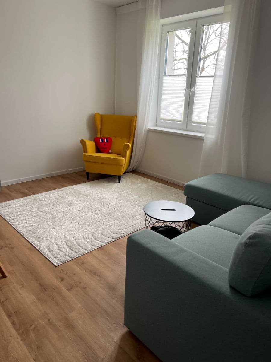 Prenájom bytu 2-izbový 38 m², Hany Kvapilové, Ostrava, Moravskoslezský kraj Prenájom bytu 2-izbový 38 m², Hany Kvapilové, Ostrava, Moravskoslezský kraj