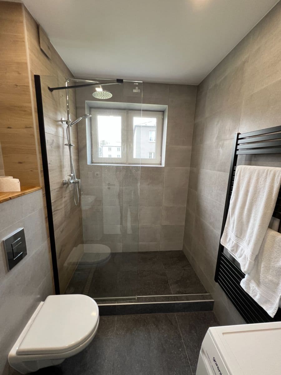 Prenájom bytu 2-izbový 38 m², Hany Kvapilové, Ostrava, Moravskoslezský kraj Prenájom bytu 2-izbový 38 m², Hany Kvapilové, Ostrava, Moravskoslezský kraj